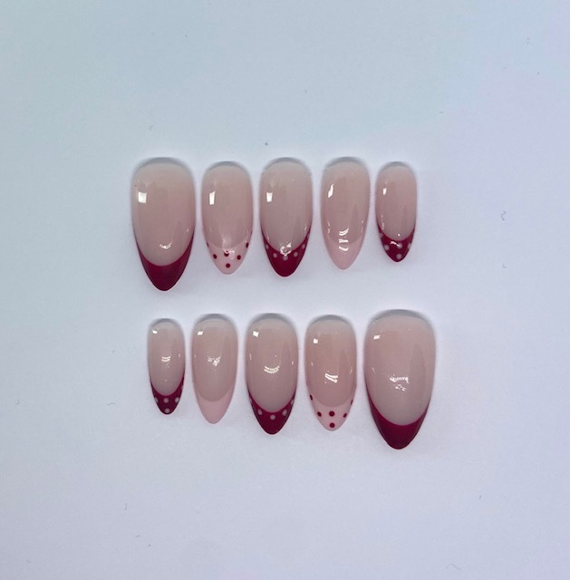 Wine Dot French press-on nail set